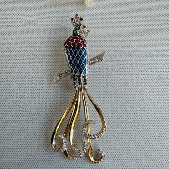 MMA V&A Enamel Peacock Brooch - Picture 11 of 11
